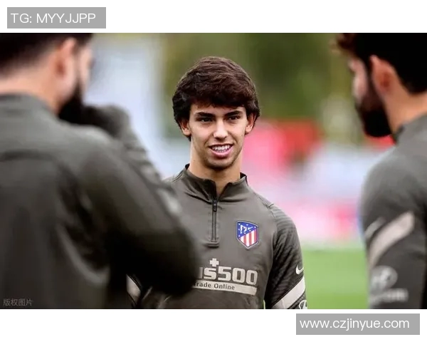 足球明星菲利克斯的崛起与挑战：从青训到国际舞台的辉煌之路